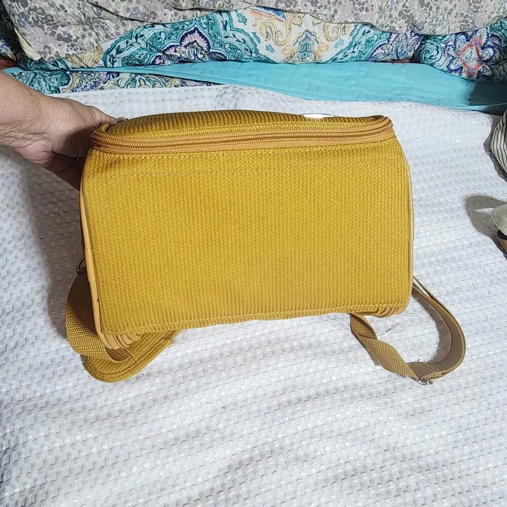 EVERYTHING BAG EUC TRAVEL BAG CASE CROSSBODY STRAP